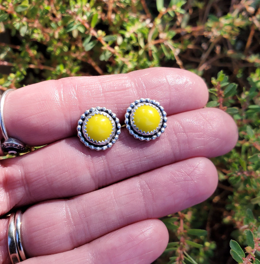 Yellow Rosarita Round Stud Earrings in Solid Sterling Silver with beautiful beaded detail