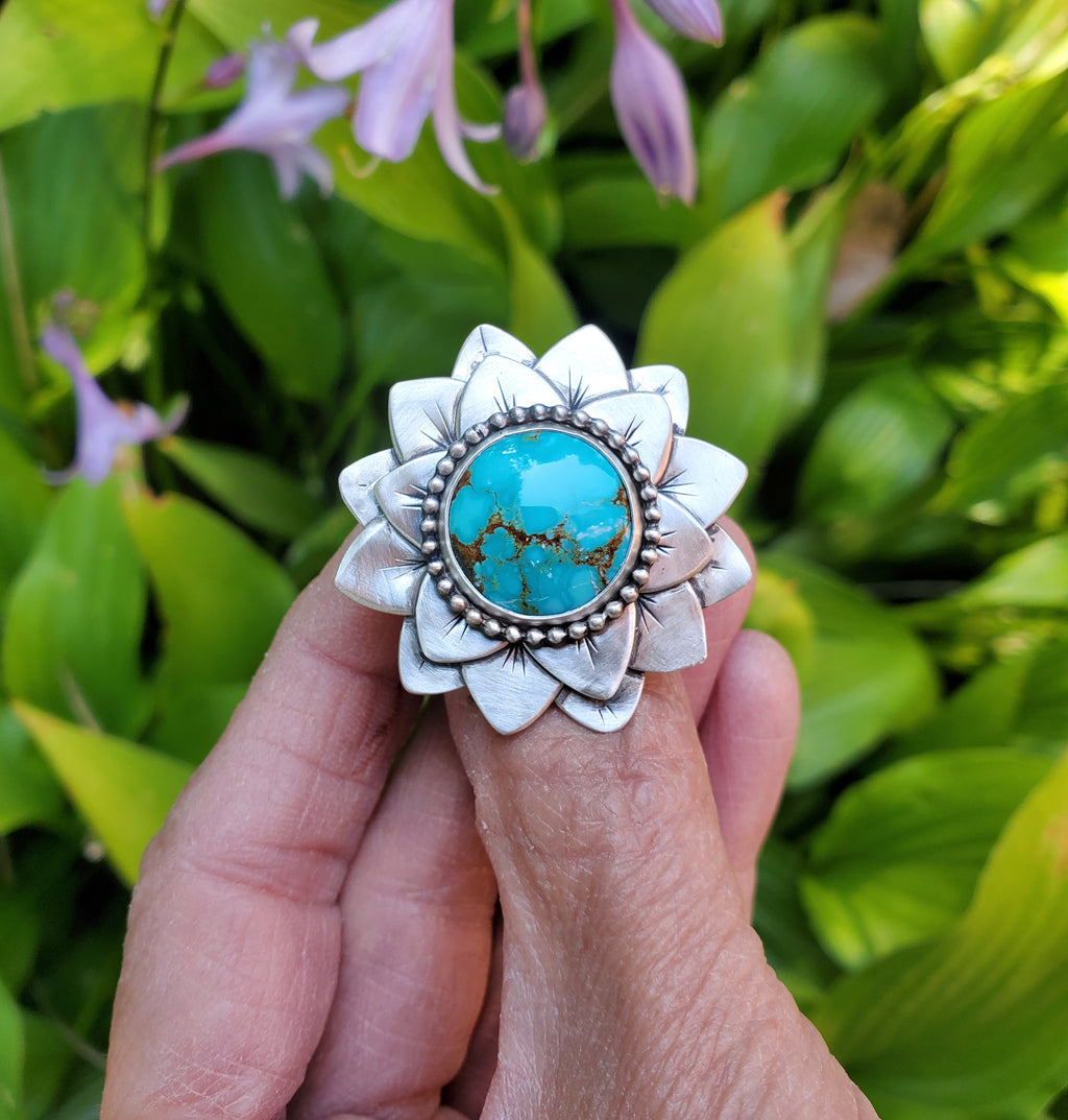 #8 Number 8 Turquoise Flower Bloom Statement Ring in Solid Sterling Silver. Size 7.