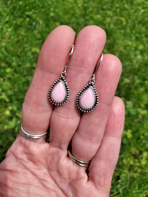 Beautiful Pink Queen Conch Teardrop Dangle Drop Earrings in Solid Sterling Silver